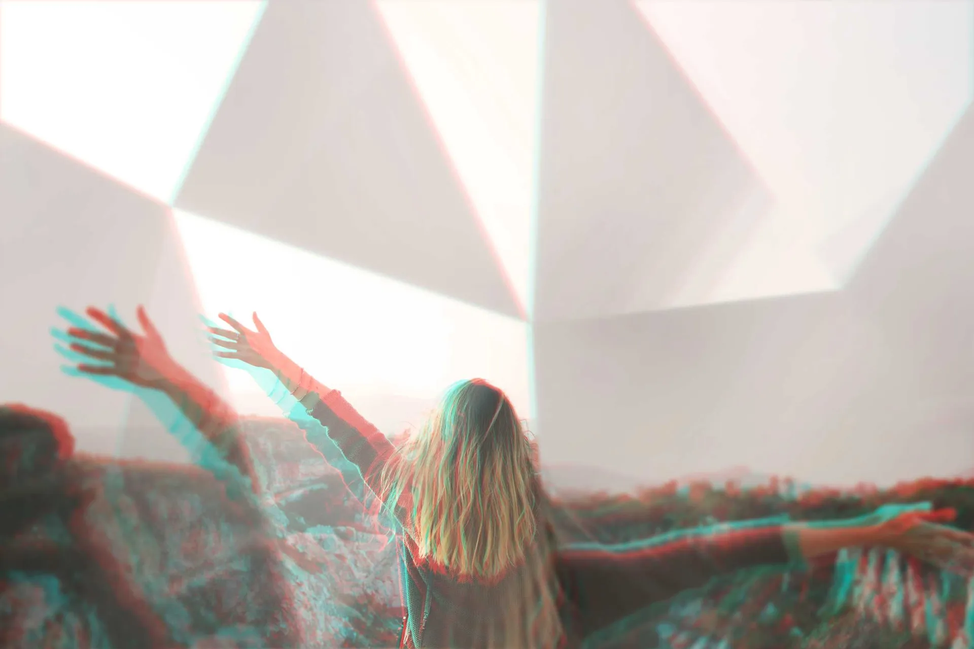 woman-rear-view-with-prism-kaleidoscope-effect